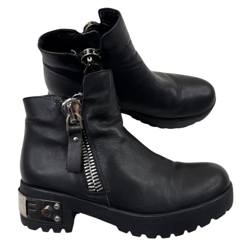 UNIF Gosh Boots Black Leather Lug Sole
